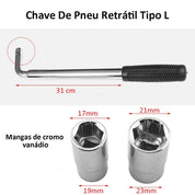 Pessoa utilizando a chave de roda L telescópica para soltar parafuso de pneu automotivo.