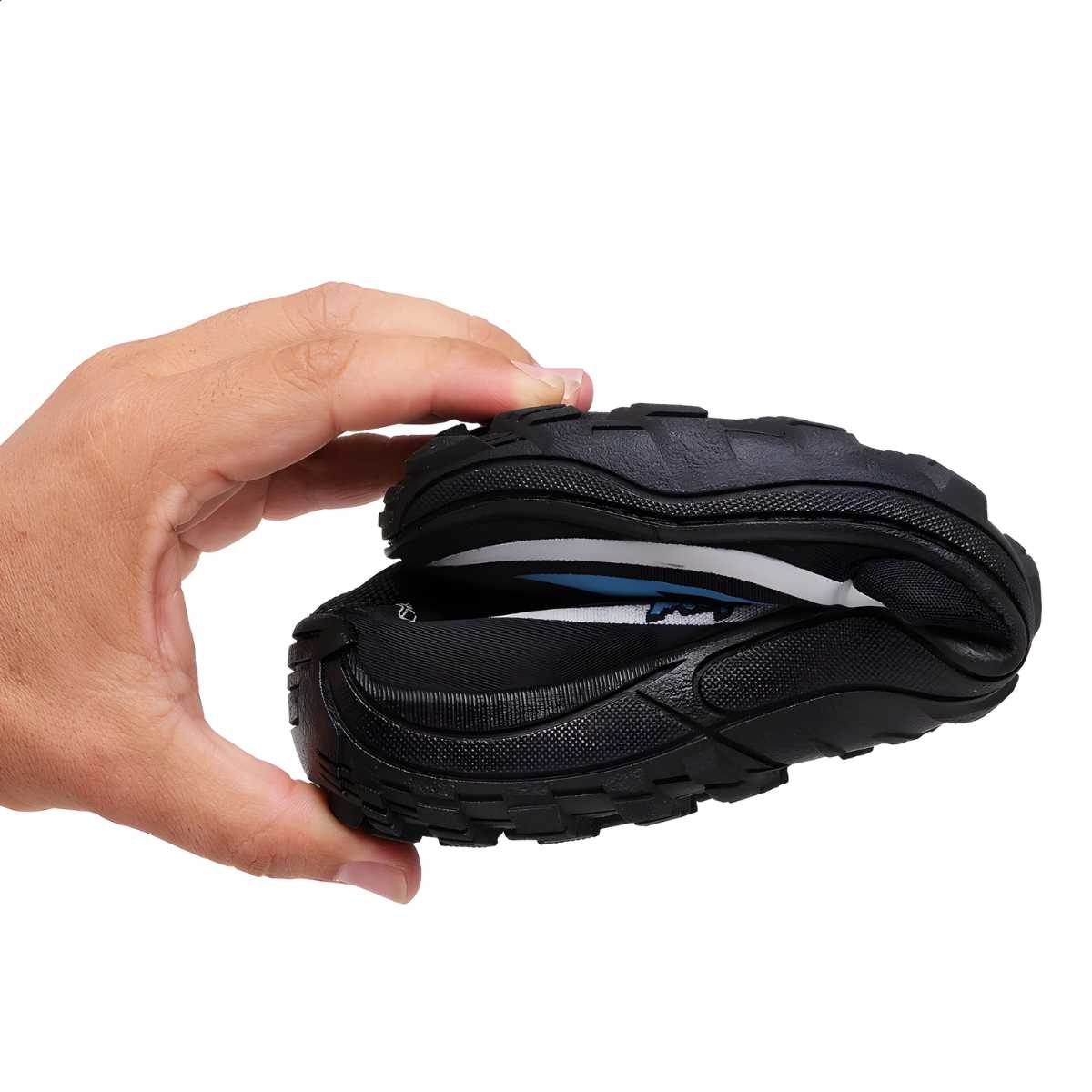 Sapato de pesca náutica em neoprene preto com solado antiderrapante e design flexível